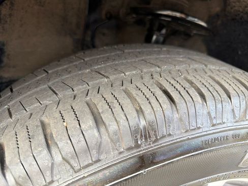 Used 2019 Toyota Highlander XLE image 31