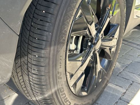 Used 2025 Kia Sportage X-Line w/ Premium Package image 15