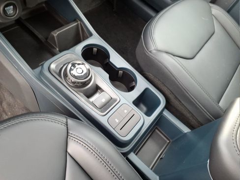 New 2026 Ford Maverick Lariat w/ Black Appearance Package image 10