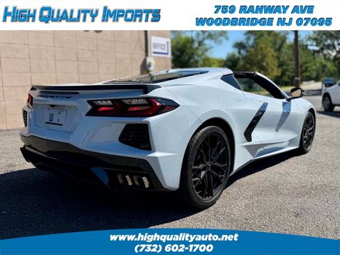 Used 2024 Chevrolet Corvette Stingray Coupe w/ 1LT RWD image 19