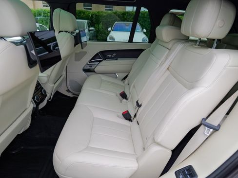 Used 2023 Land Rover Range Rover Long Wheelbase Autobiography AWD/4WD image 29