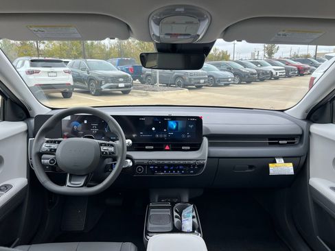 New 2026 Hyundai Ioniq 5 SEL image 20