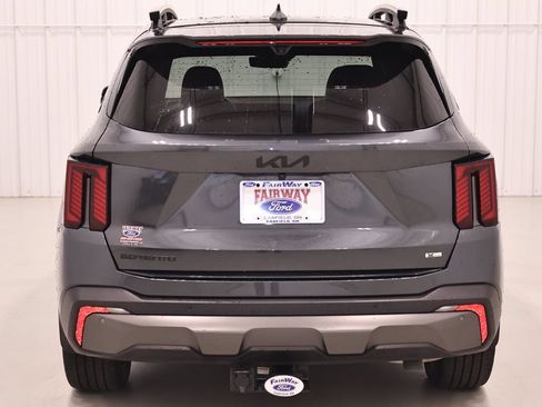 Used 2025 Kia Sorento SX Prestige AWD/4WD image 8