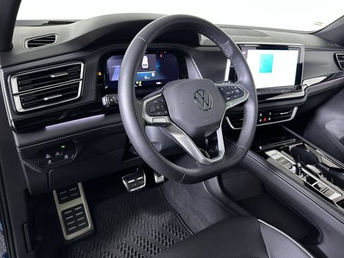 Used 2026 Volkswagen Atlas Cross Sport SEL Premium R-Line AWD/4WD image 10