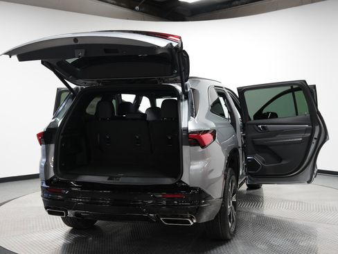 New 2026 Buick Enclave Sport Touring image 12