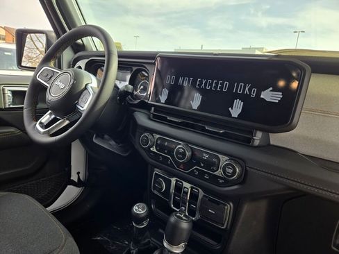 Used 2024 Jeep Wrangler Sahara w/ Safety Group image 7