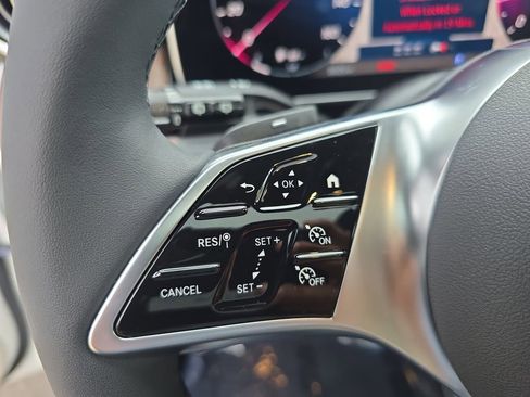 Certified 2025 Mercedes-Benz GLC 300 4MATIC image 19