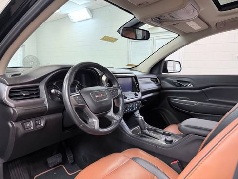 Used 2019 GMC Acadia SLT AWD/4WD image 15