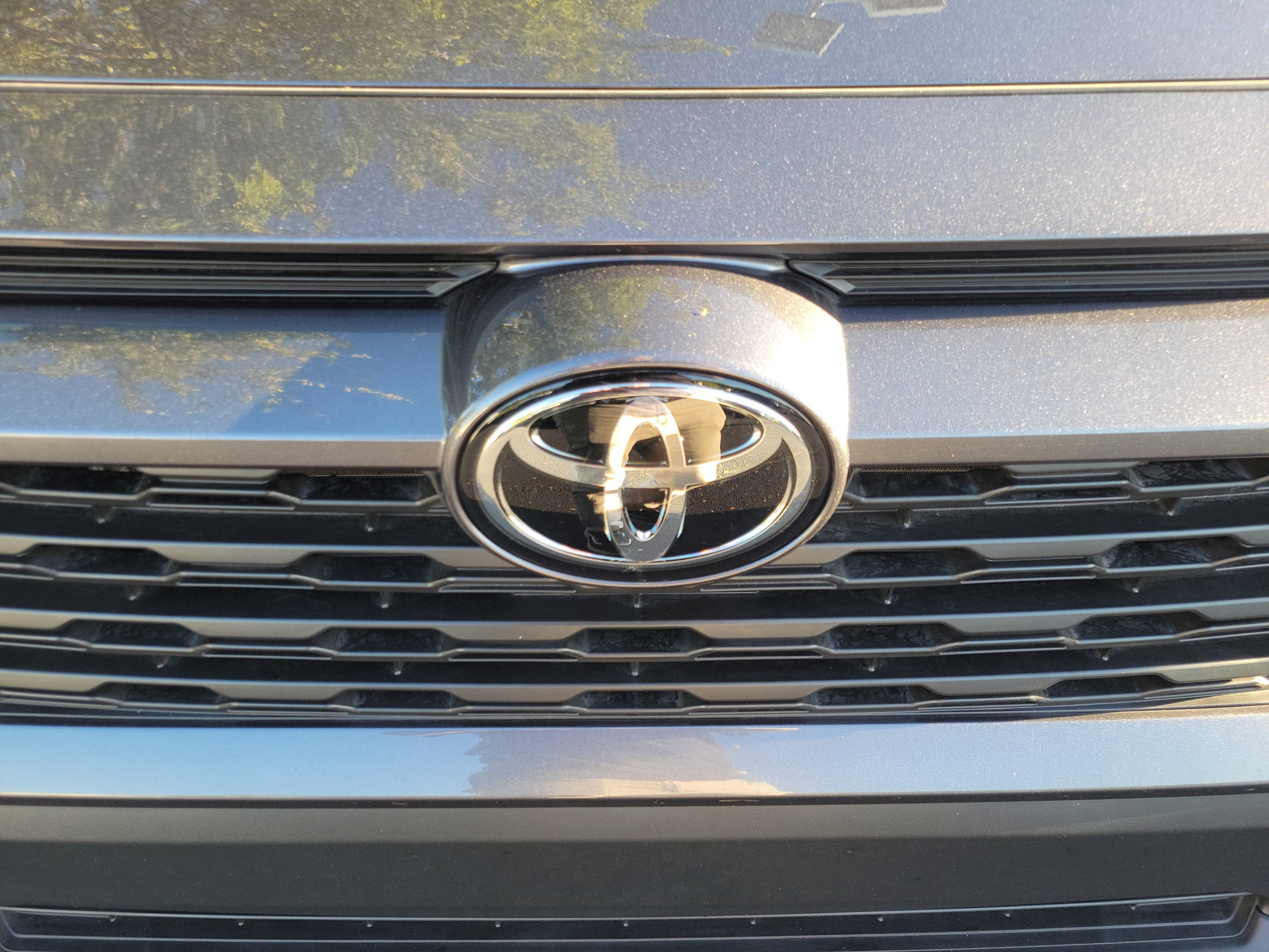 Used 2025 Toyota RAV4 XLE w/ Convenience Package FWD image 29
