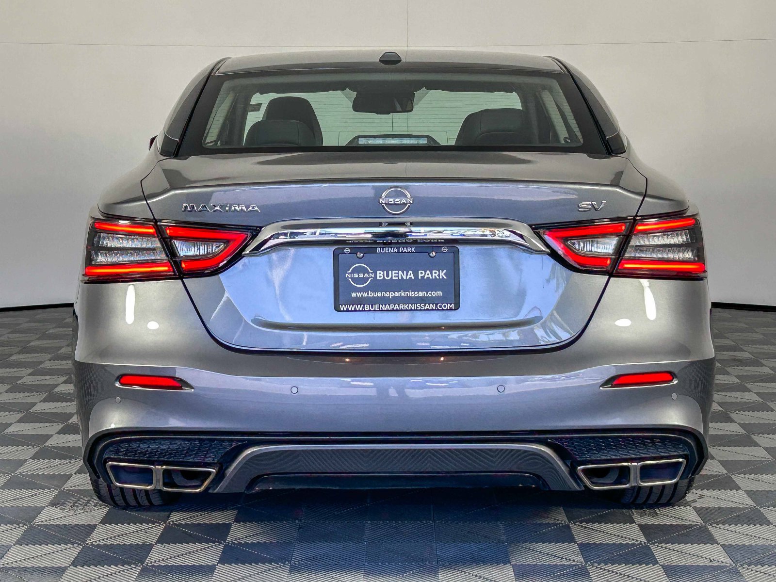 Used 2023 Nissan Maxima SV w/ Floor Mat Group FWD image 7