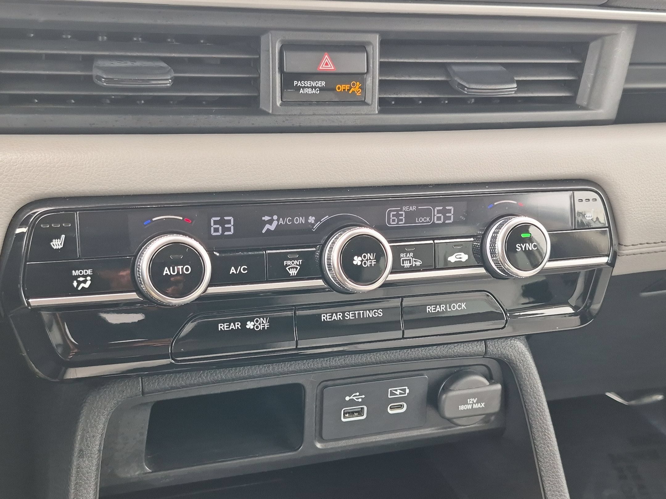 Certified 2023 Honda Pilot Touring image 22