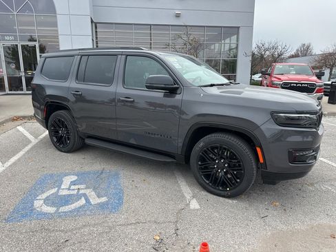 New 2025 Jeep Wagoneer Series II w/ Convenience Group I image 41