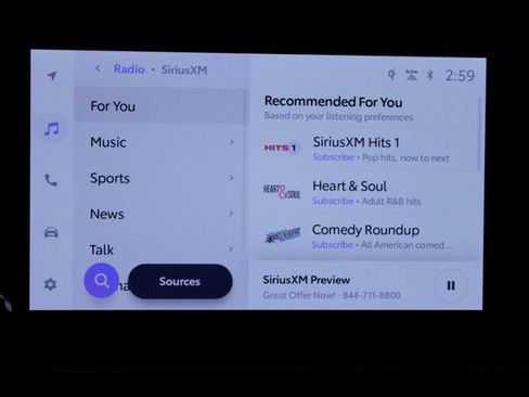 Used 2025 Toyota Camry SE image 33