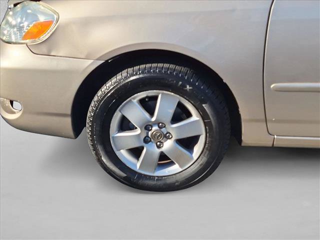 Used 2005 Toyota Corolla LE FWD image 21