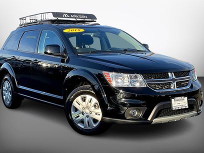 Certified 2019 Dodge Journey SE w/ Connectivity Group