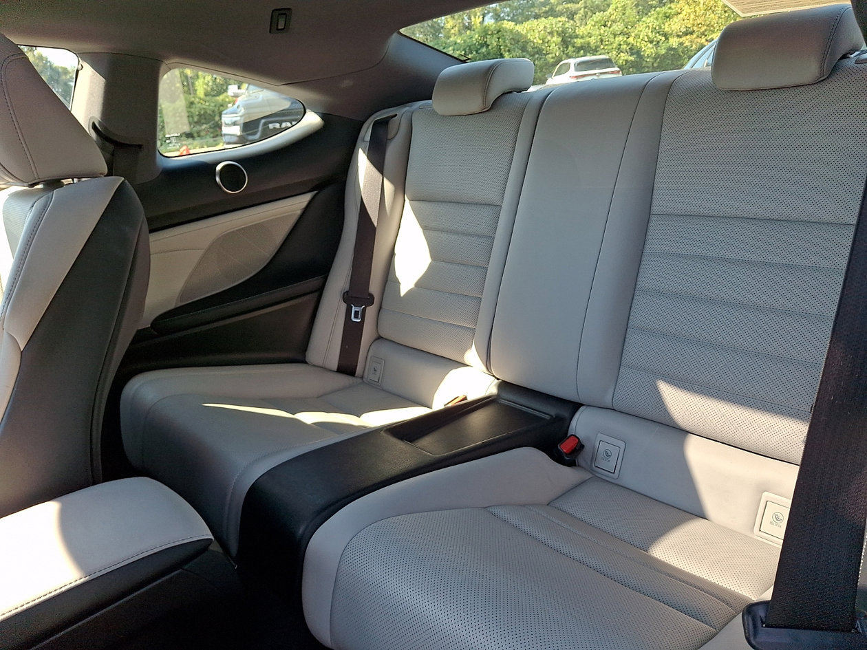 Used 2015 Lexus RC 350 w/ Luxury Package RWD image 10