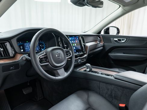 Certified 2023 Volvo XC60 B5 Plus w/ Climate Package image 12