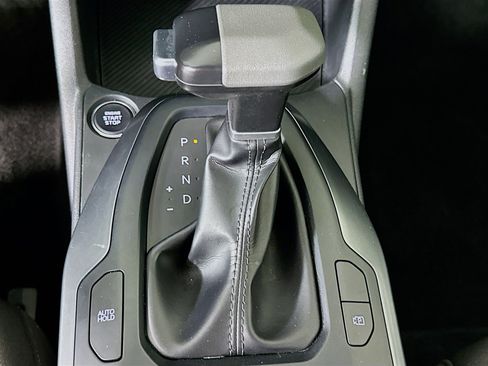 Used 2025 Kia K4 FWD image 24
