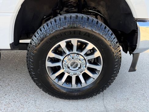 Used 2022 Ford F250 Lariat AWD/4WD image 11