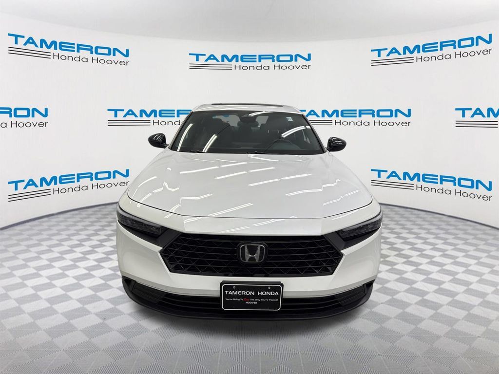 Used 2023 Honda Accord Sport image 8