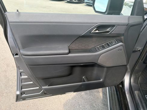 Used 2026 Lexus GX 550 w/ Accessory Package (2T) AWD/4WD image 10