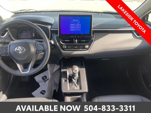 Certified 2026 Toyota Corolla Cross XLE FWD image 23