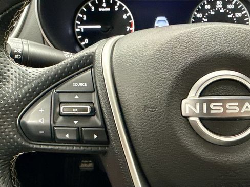 Used 2023 Nissan Maxima SV w/ Floor Mat Group FWD image 11