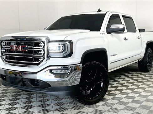 Used 2016 GMC Sierra 1500 SLT w/ SLT Premium Package AWD/4WD image 2