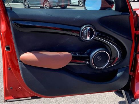 Used 2019 MINI Cooper S FWD image 18