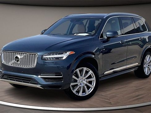 Used 2019 Volvo XC90 T8 Inscription w/ Advanced Package image 1