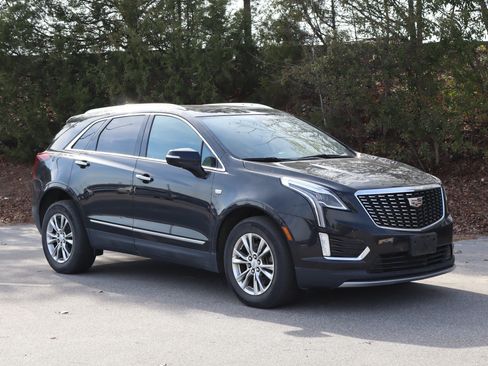 Used 2021 Cadillac XT5 Premium Luxury AWD/4WD image 2