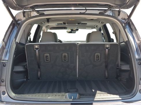 Used 2020 Honda Pilot Touring image 28