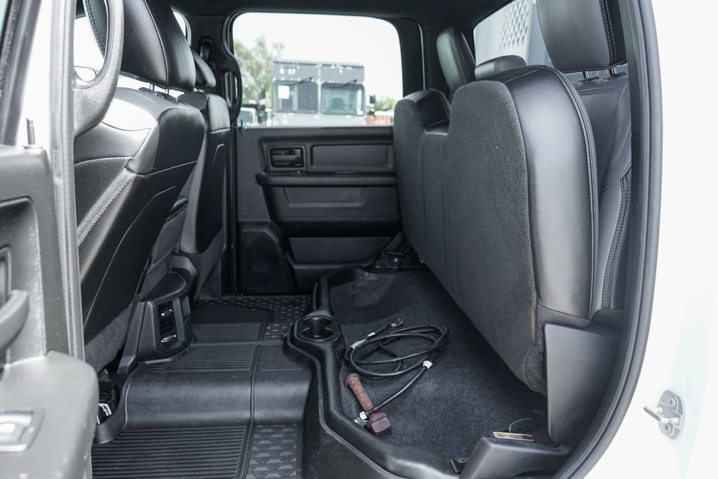 Used 2022 RAM 5500 Tradesman w/ Chrome Appearance Group AWD/4WD image 41