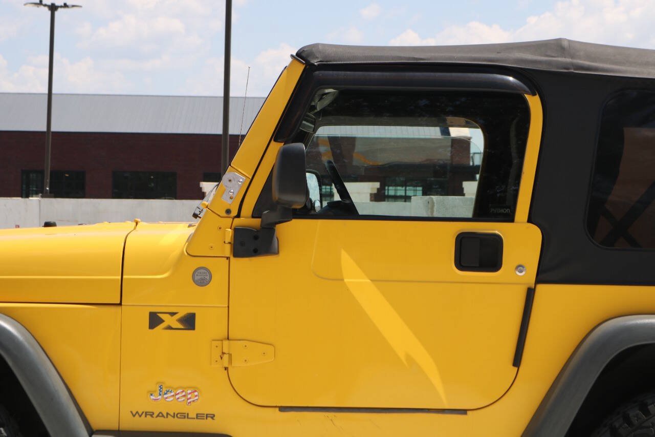 Used 2004 Jeep Wrangler X w/ Convenience Group AWD/4WD image 55