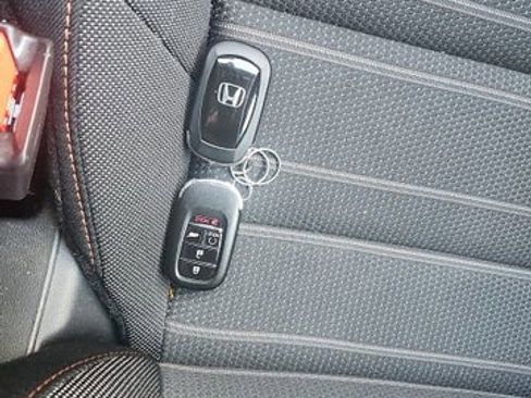 Certified 2025 Honda CR-V Sport image 18