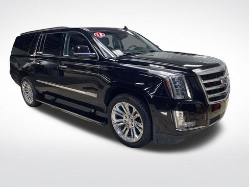 Used 2018 Cadillac Escalade ESV Premium Luxury w/ LPO, Radiant Package AWD/4WD image 10
