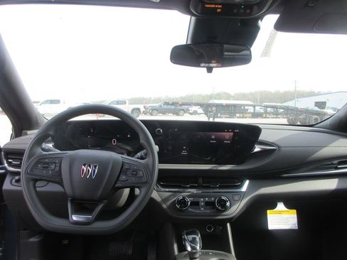 New 2026 Buick Envista Preferred image 14