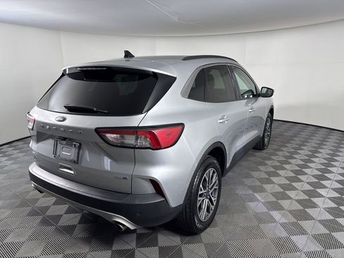 Used 2020 Ford Escape SEL image 5