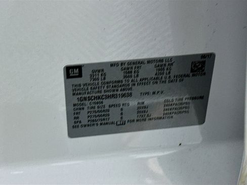 Used 2017 Chevrolet Suburban LT w/ LT Signature Package RWD image 12