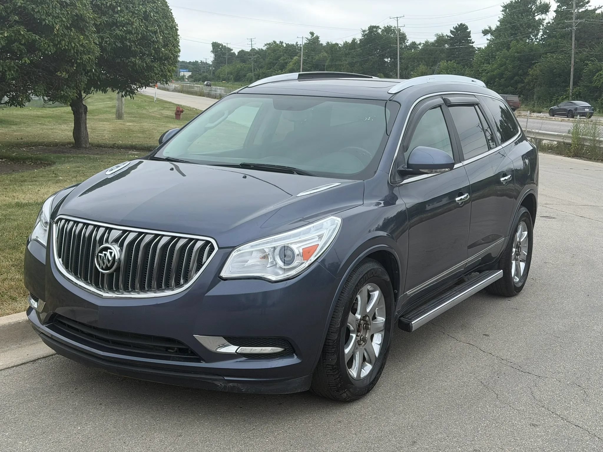 Used 2014 Buick Enclave Leather FWD image 1