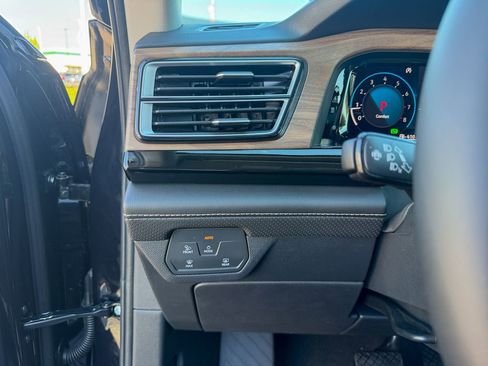 New 2026 Volkswagen Atlas SE AWD/4WD image 20