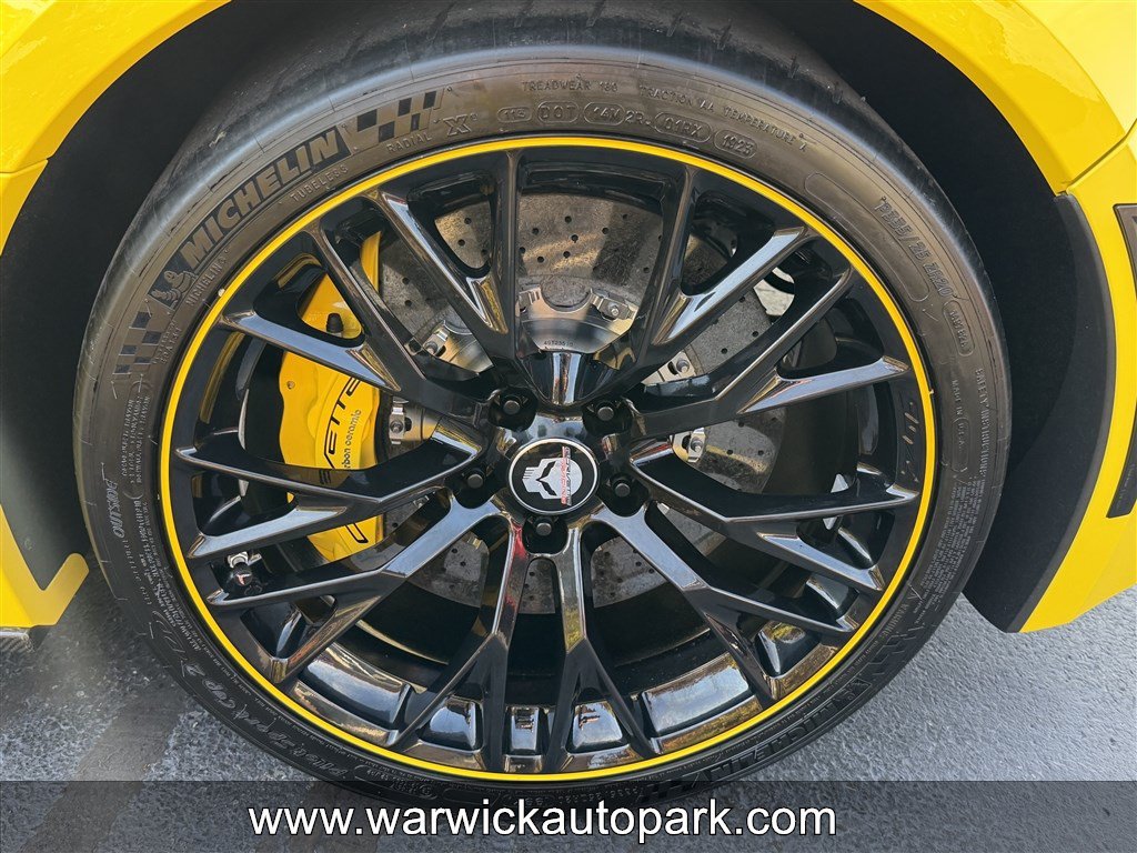 Used 2016 Chevrolet Corvette Z06 w/ C7.r Special Edition RWD image 25