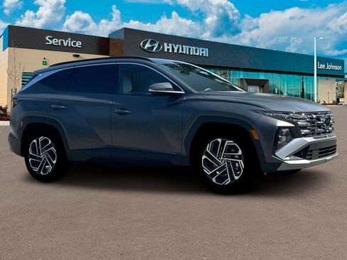 New 2025 Hyundai Tucson Limited image 10