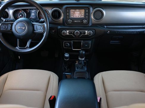 Used 2021 Jeep Wrangler Sport AWD/4WD image 36