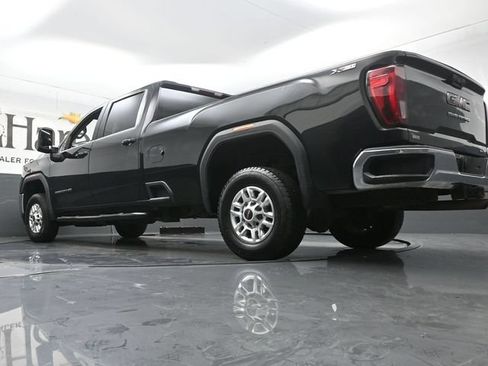 Used 2020 GMC Sierra 2500 SLE w/ X31 Off-Road Package AWD/4WD image 5