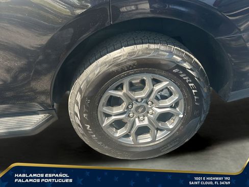 Used 2025 Ford Expedition Active AWD/4WD image 11
