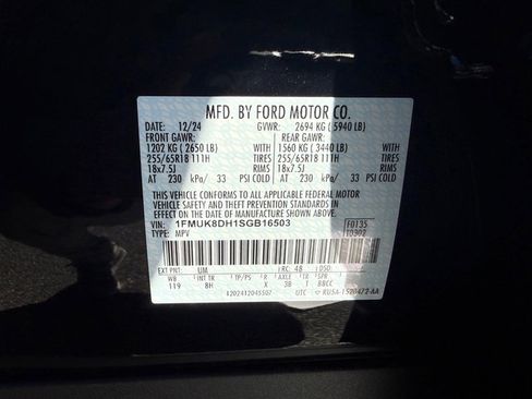 Used 2025 Ford Explorer Active image 32