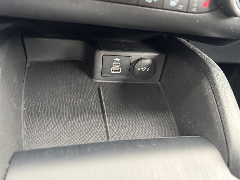 Used 2025 Ford Escape ST-Line Select AWD/4WD image 24