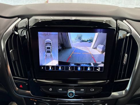 Used 2021 Chevrolet Traverse High Country AWD/4WD image 42