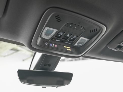 Used 2023 Chevrolet Traverse RS w/ LPO, Floor Liner Package AWD/4WD image 25